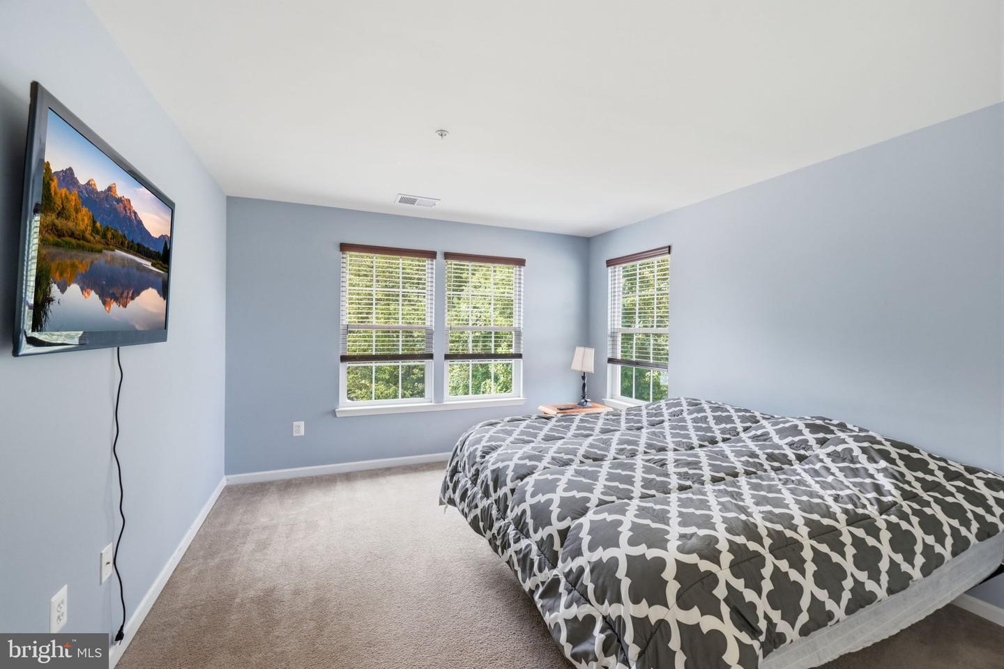 4706 Sir Woodburn Way Property Photo 34