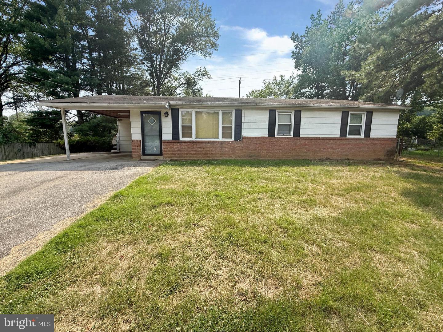 2209 BROWN STATION RD
