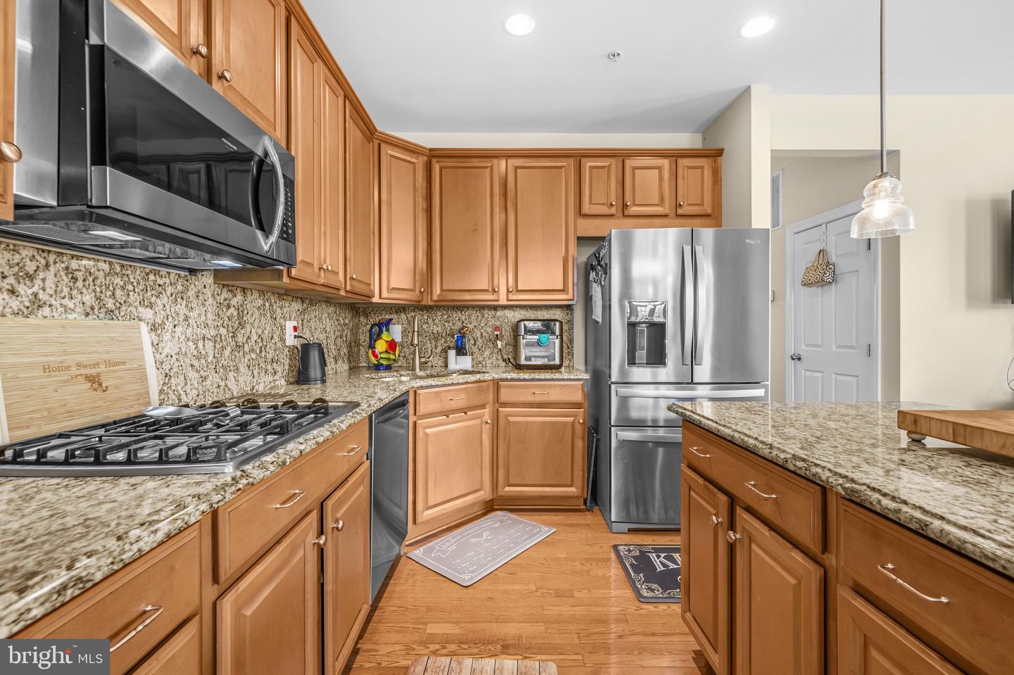 14727 Argos Pl Property Photo 6