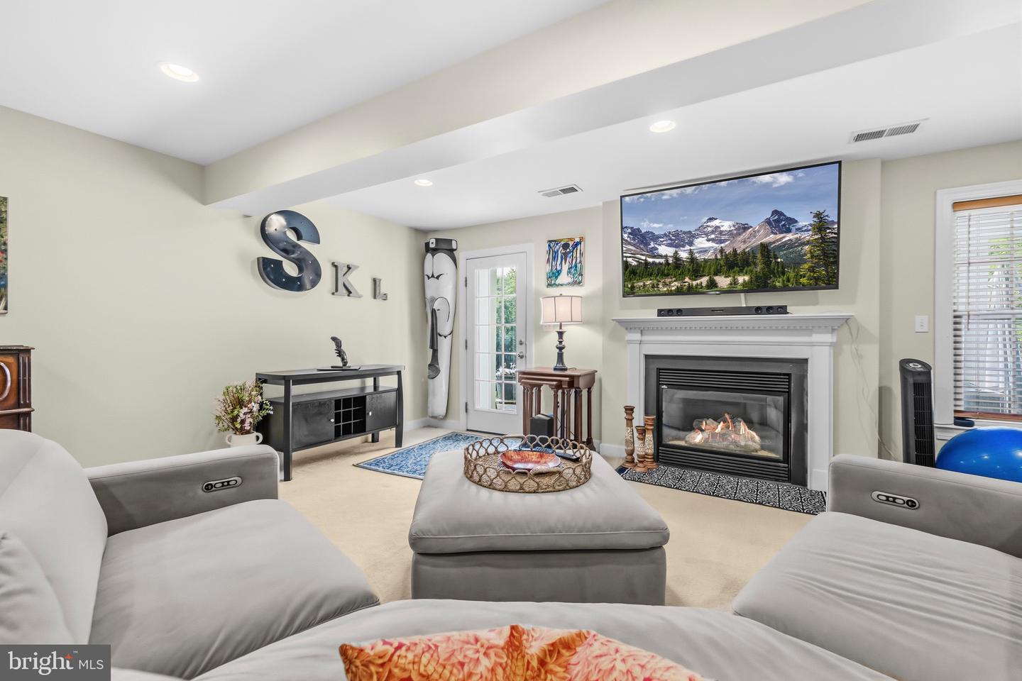 14727 Argos Pl Property Photo 31