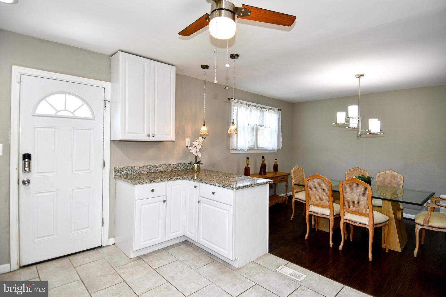5815 Arbroath Dr Property Photo 12
