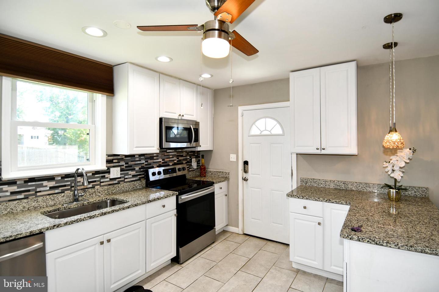 5815 Arbroath Dr Property Photo 14
