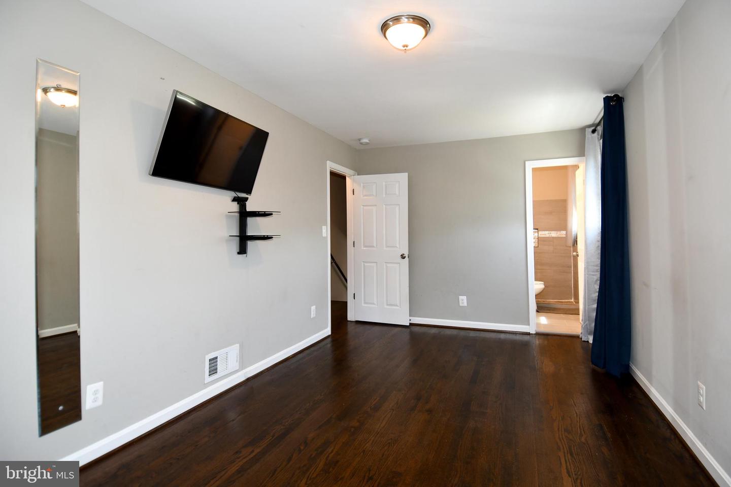 5815 Arbroath Dr Property Photo 22