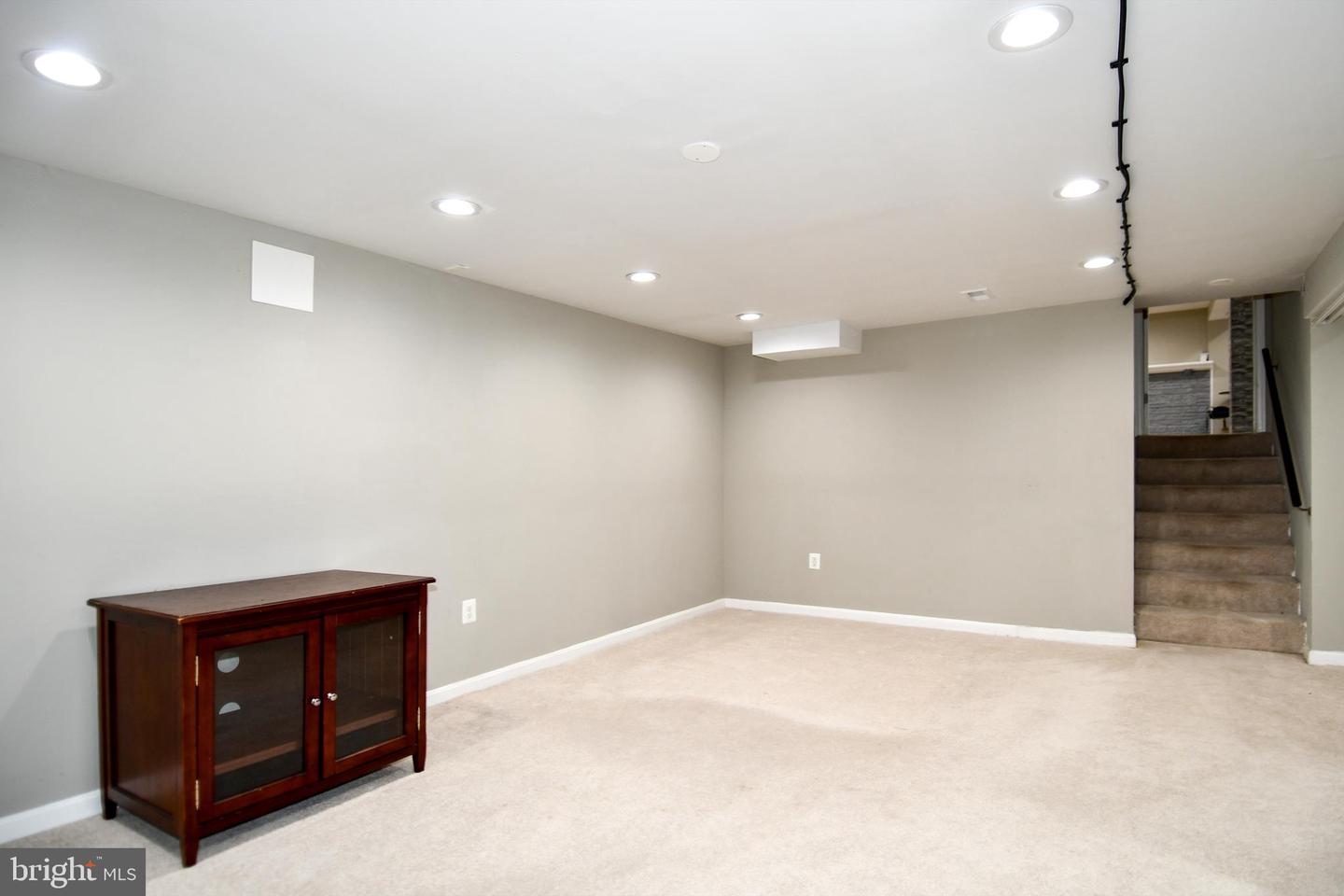 5815 Arbroath Dr Property Photo 30