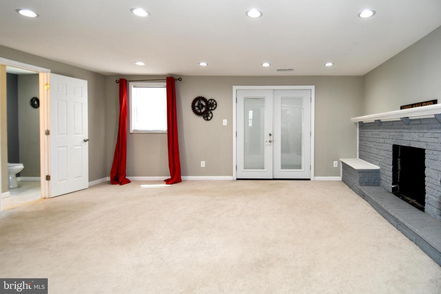 5815 Arbroath Dr Property Photo 35