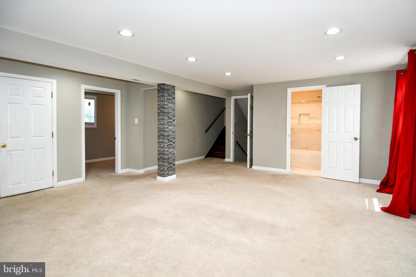5815 Arbroath Dr Property Photo 36