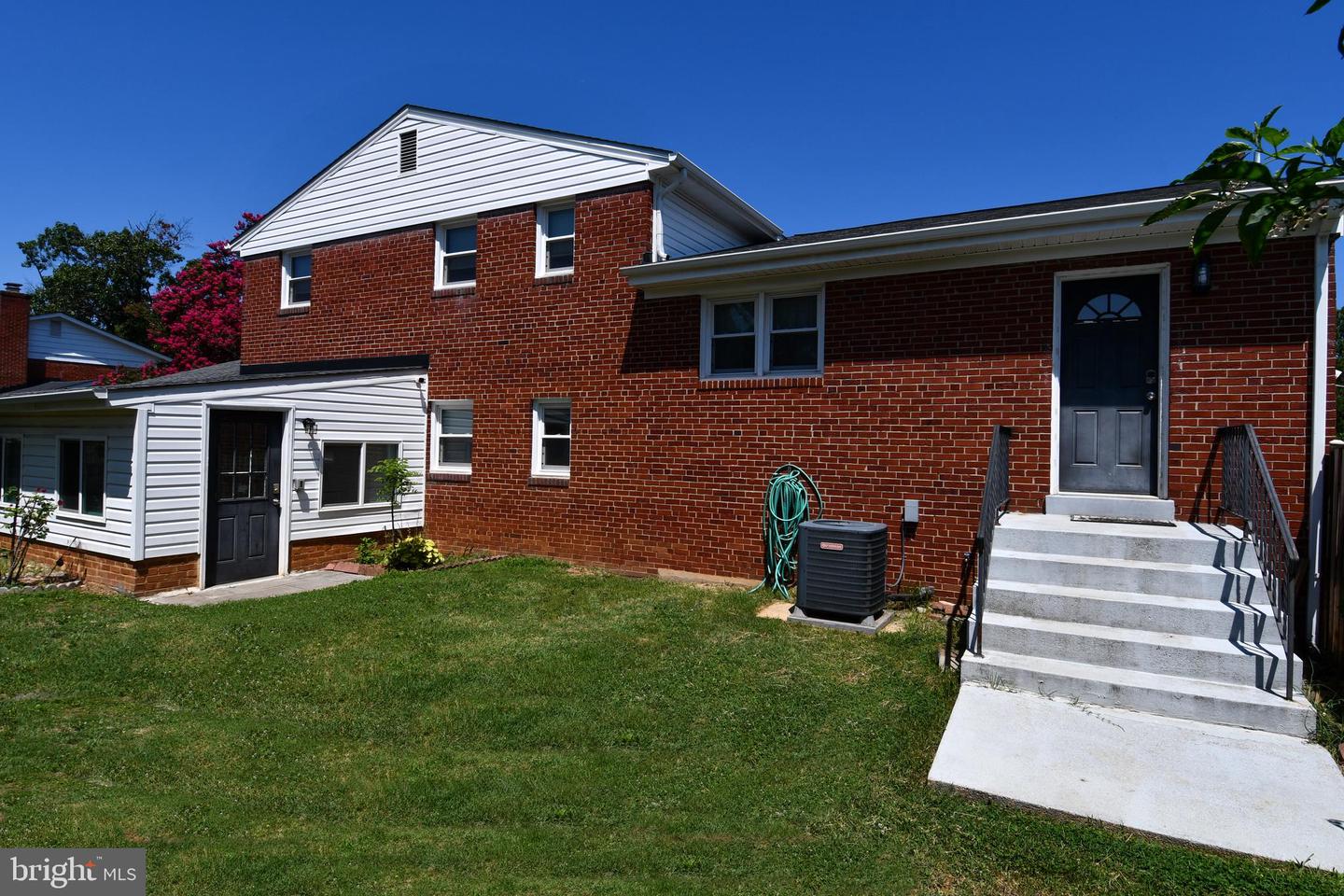 5815 Arbroath Dr Property Photo 42