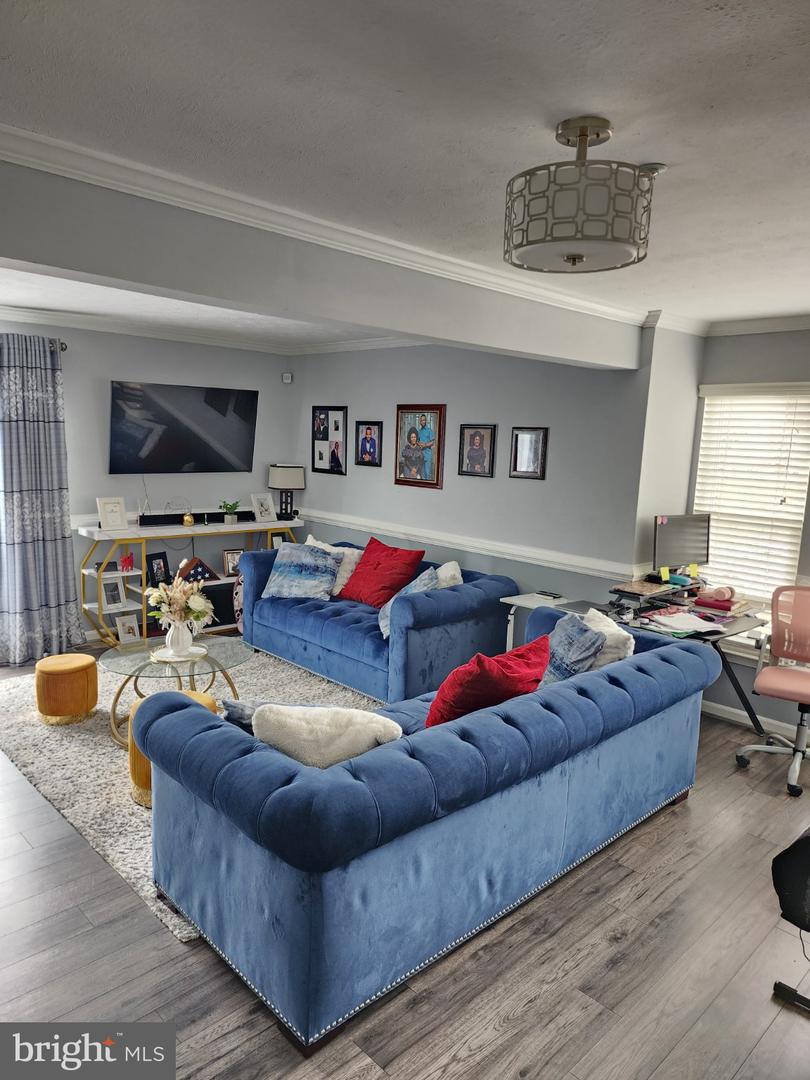 11218 Black Foot Ct Property Photo 15