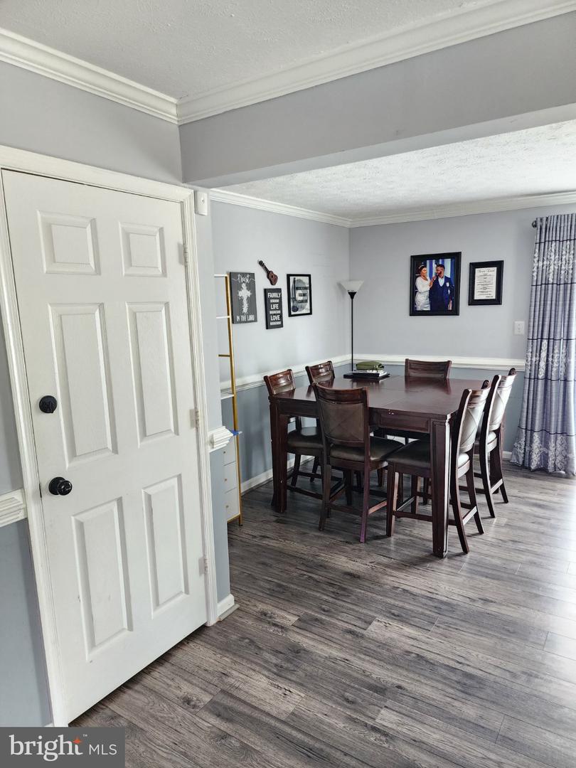 11218 Black Foot Ct Property Photo 16