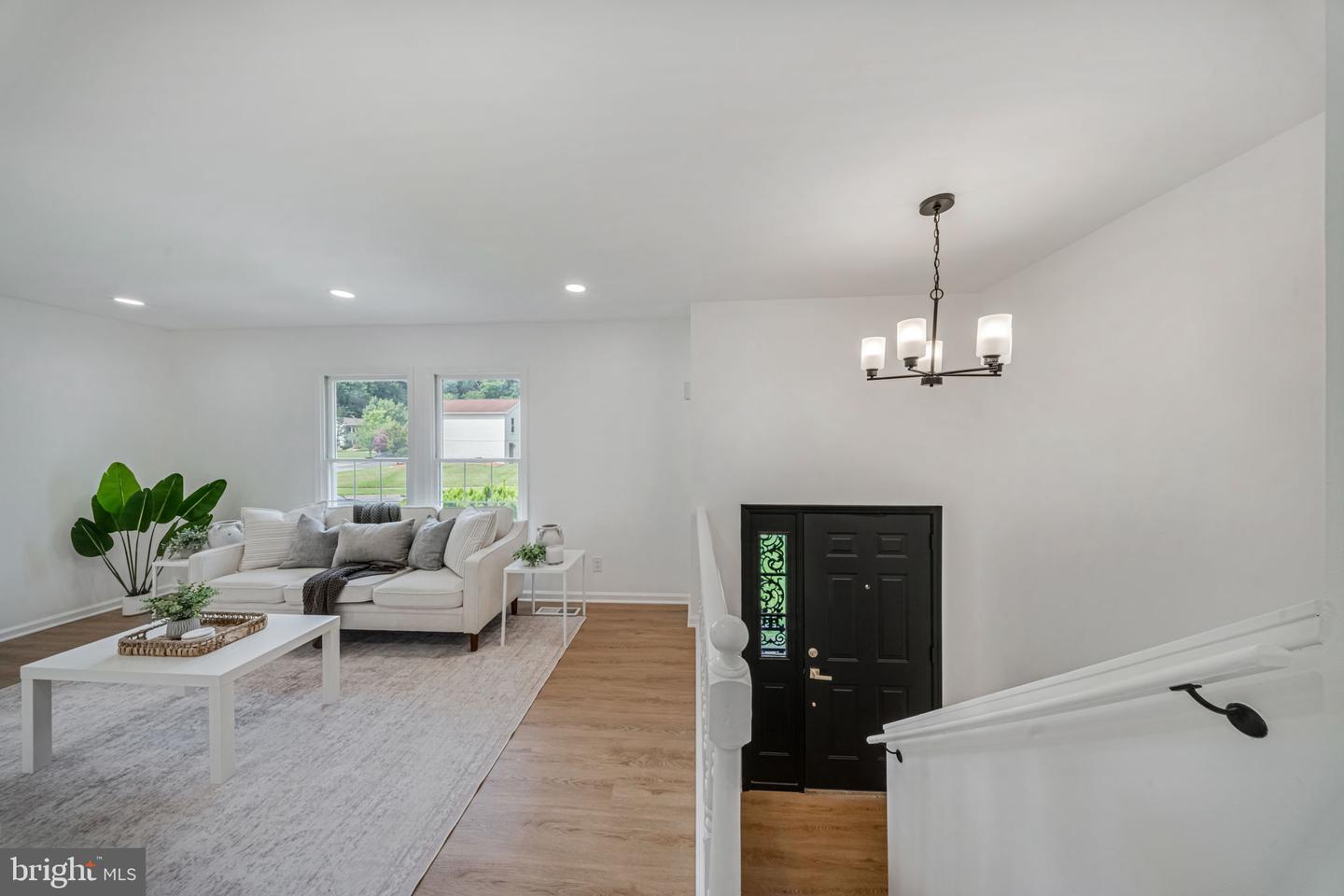 2406 Timbercrest Dr Property Photo 16