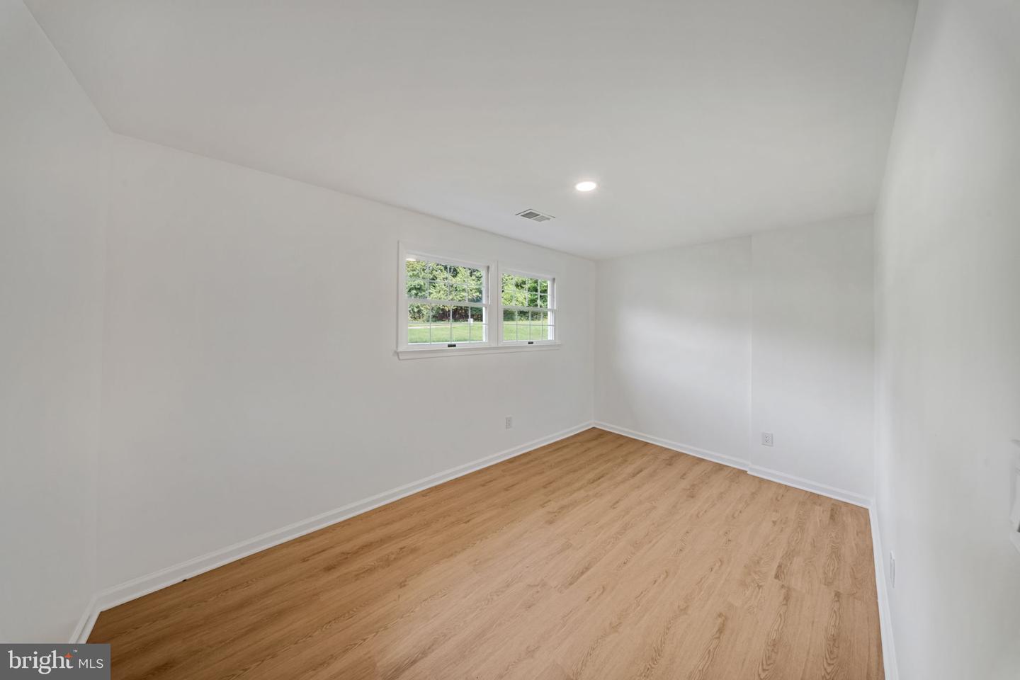 2406 Timbercrest Dr Property Photo 28