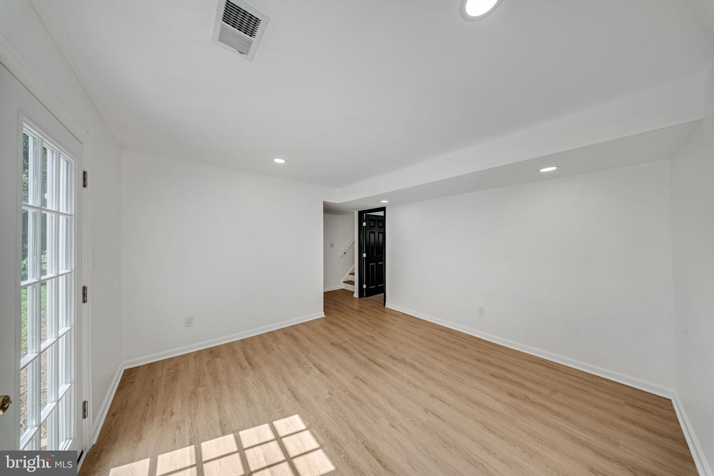2406 Timbercrest Dr Property Photo 35