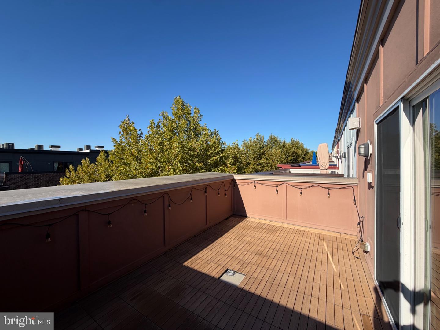 4560 Longfellow St Property Photo 29