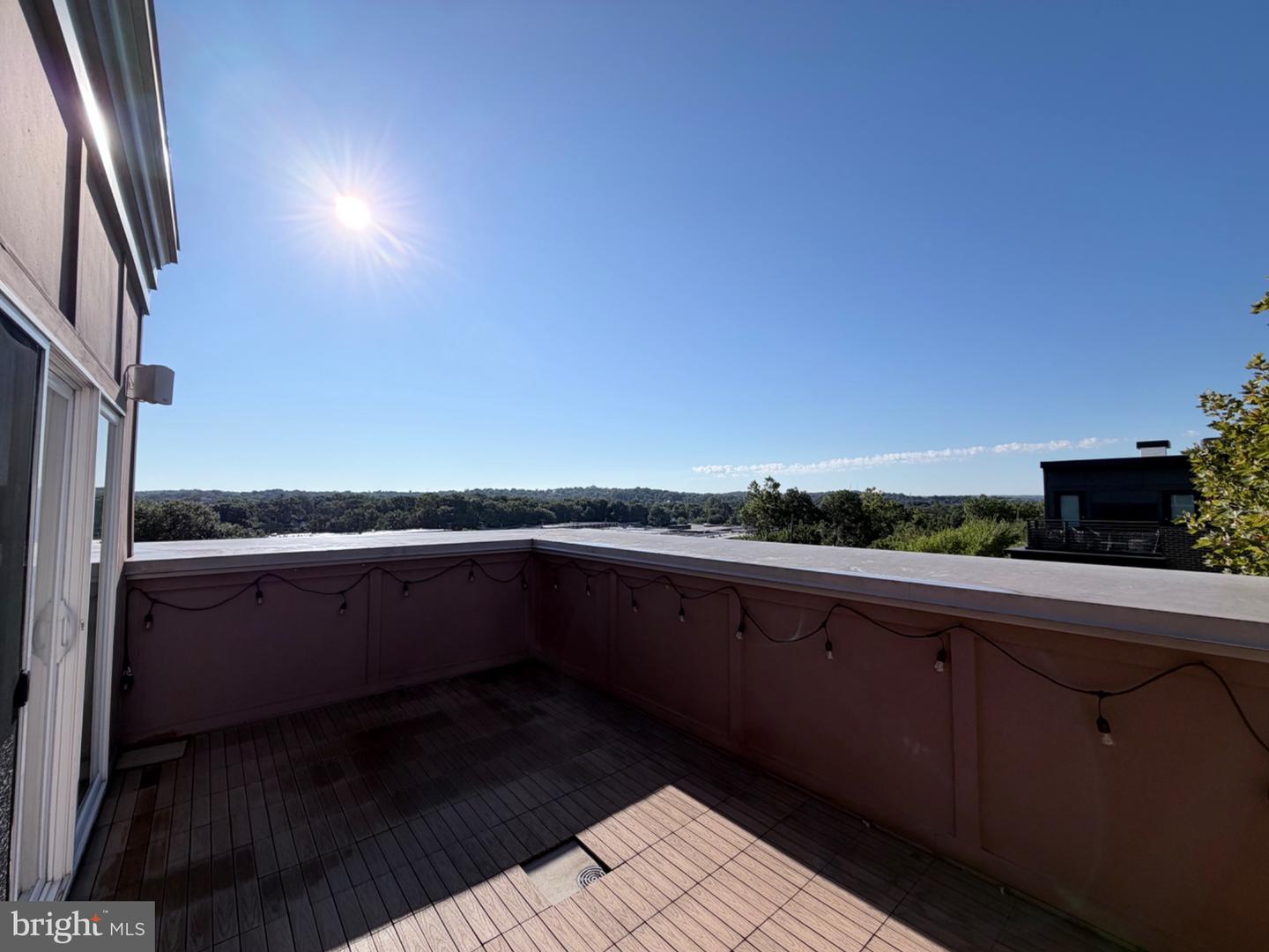 4560 Longfellow St Property Photo 30