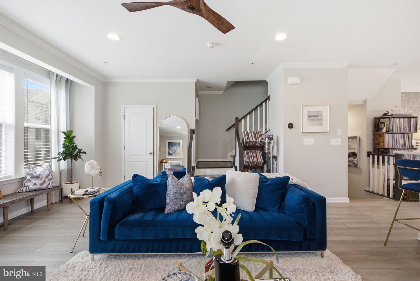 10313 Vista Meadow Way Property Photo 2