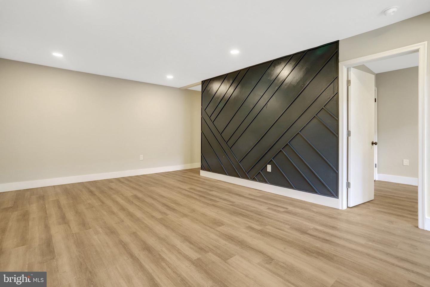 3845 Saint Barnabas Rd #101 Property Photo 9