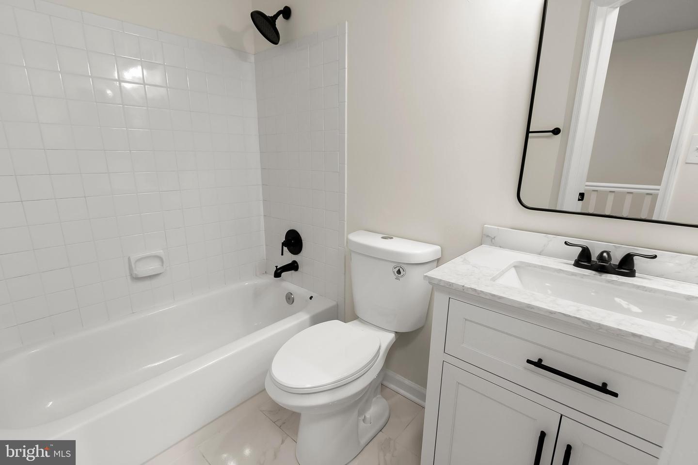 6916 Flag Harbor Dr Property Photo 27
