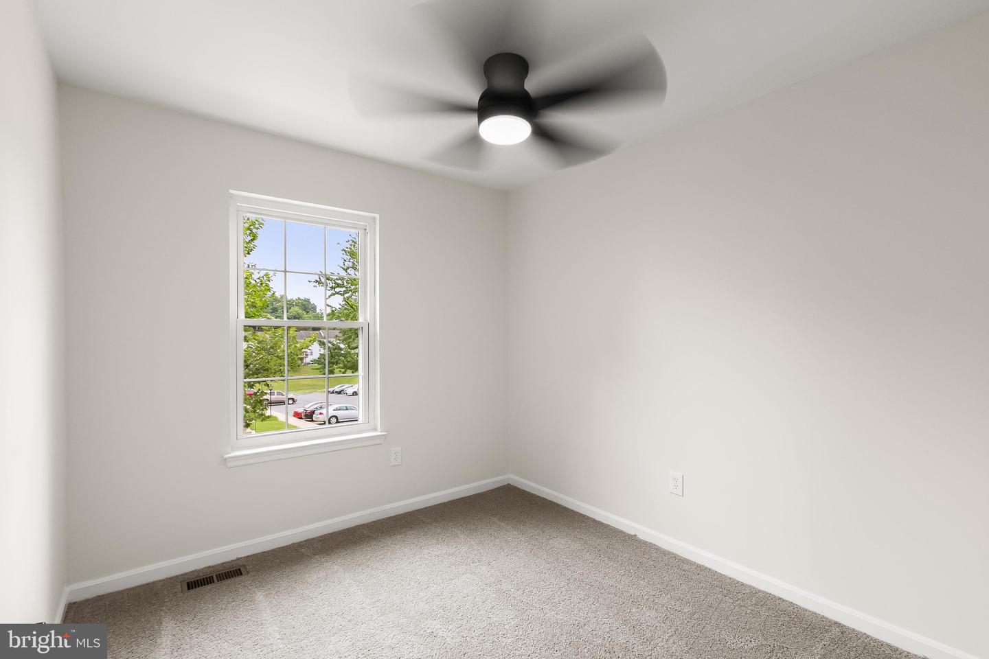 6916 Flag Harbor Dr Property Photo 28