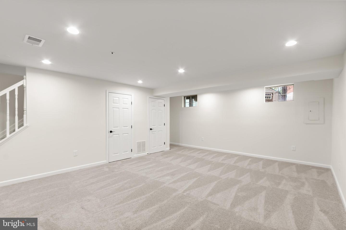6916 Flag Harbor Dr Property Photo 30