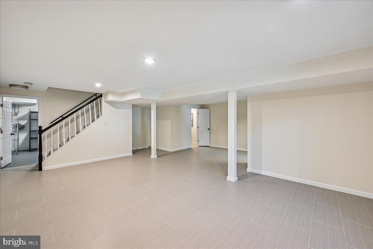 758 Gleneagles Dr Property Photo 39