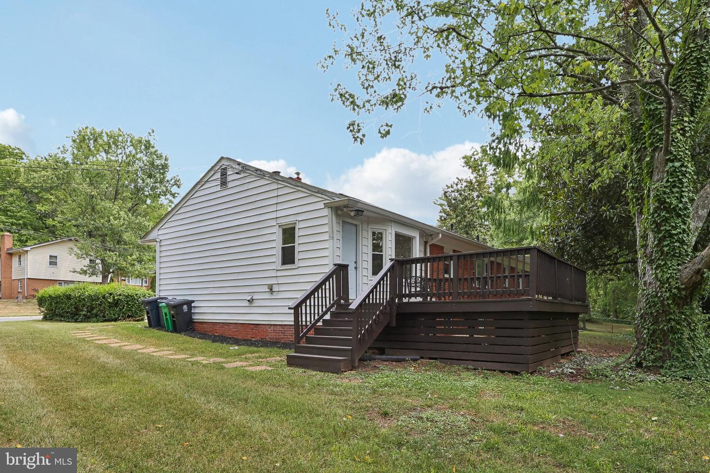 9203 Wellington Ct Property Photo 61