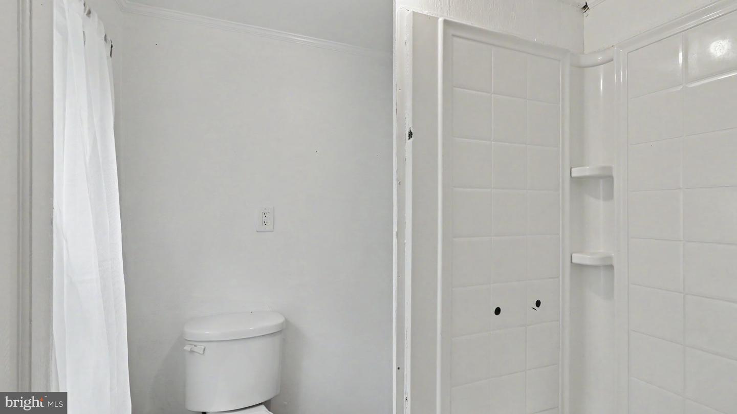 3107 Upshur St Property Photo 16
