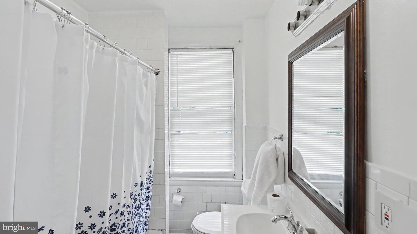 3107 Upshur St Property Photo 28