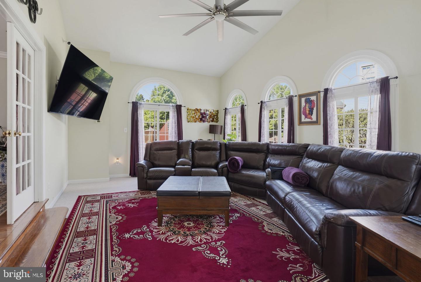 15501 Jennings Ln Property Photo 8
