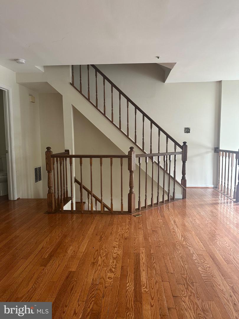 16424 Pleasant Hill Ct Property Photo 8