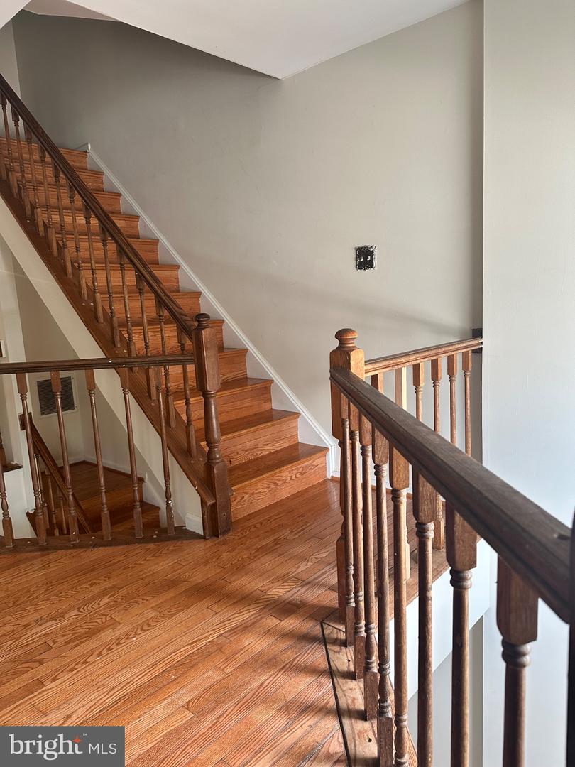 16424 Pleasant Hill Ct Property Photo 14