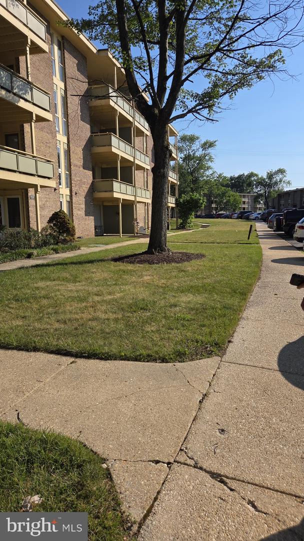 7237 Donnell Pl #a4 Property Photo 3