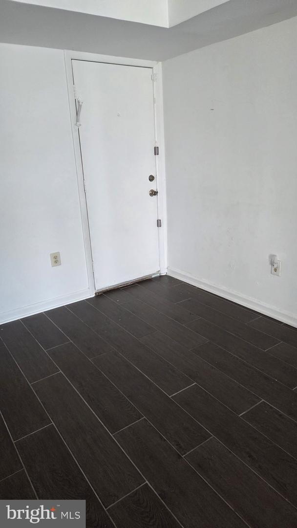 7237 Donnell Pl #a4 Property Photo 8