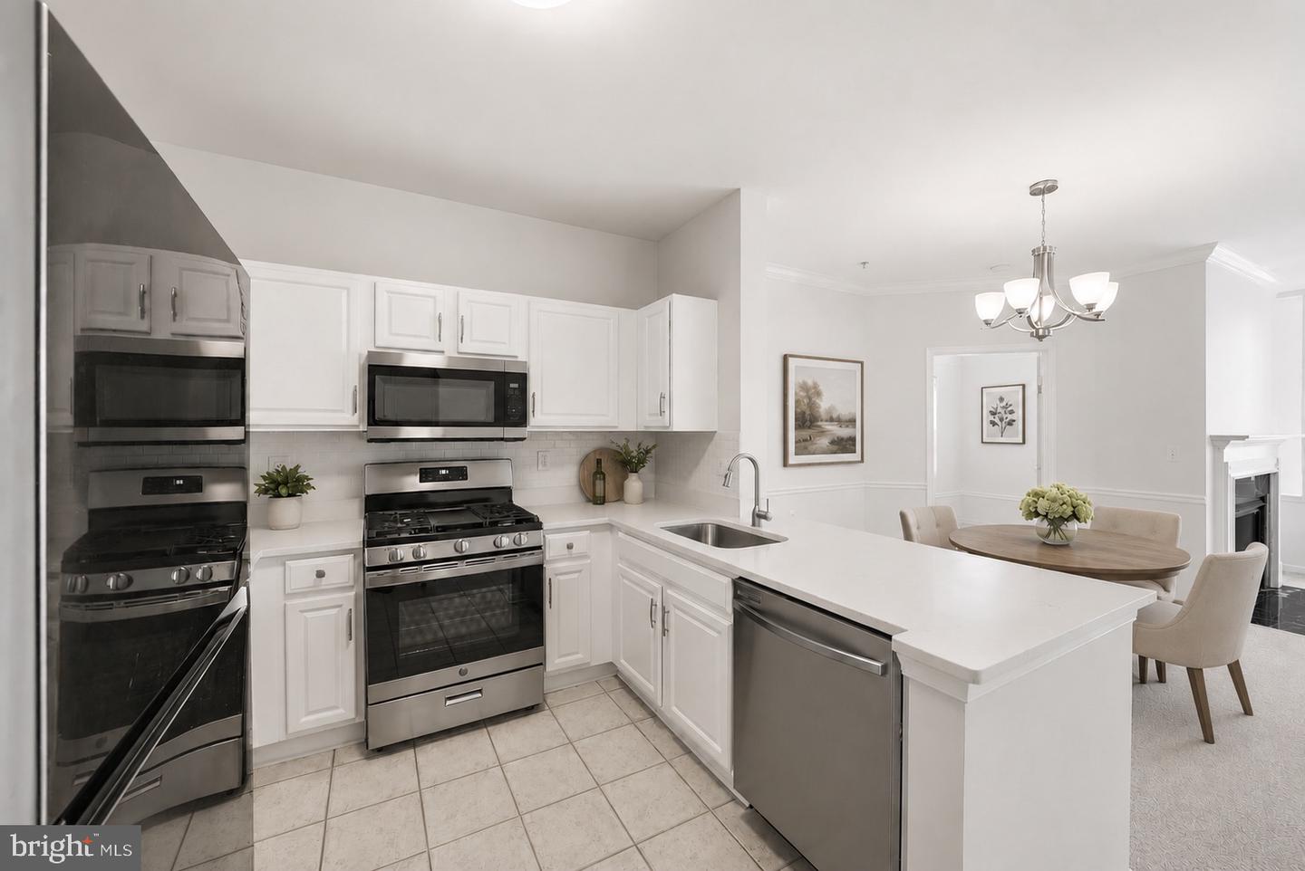 14040 New Acadia Ln #405 Property Photo 2