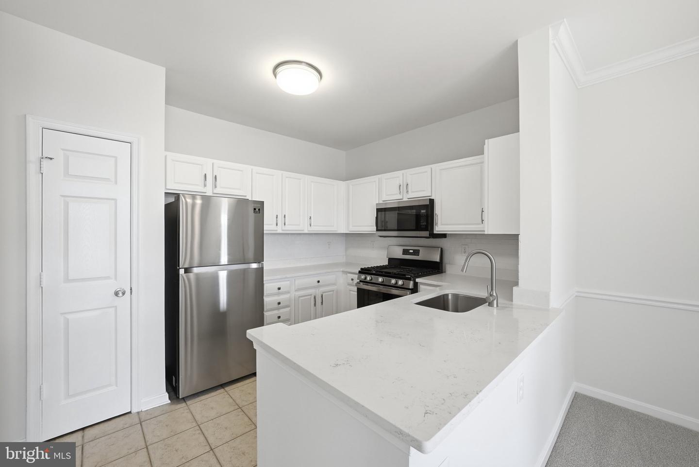 14040 New Acadia Ln #405 Property Photo 3