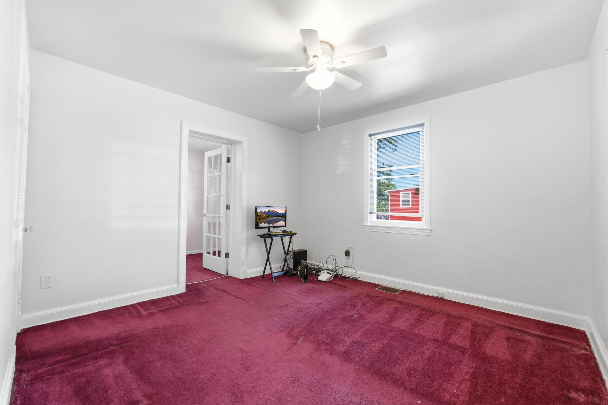 3203 Mulberry Ln Property Photo 15