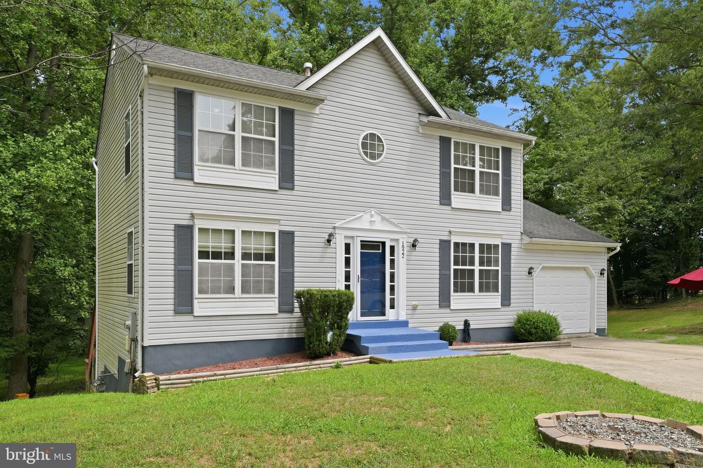 1922 Tall Timber Ct Property Photo 4