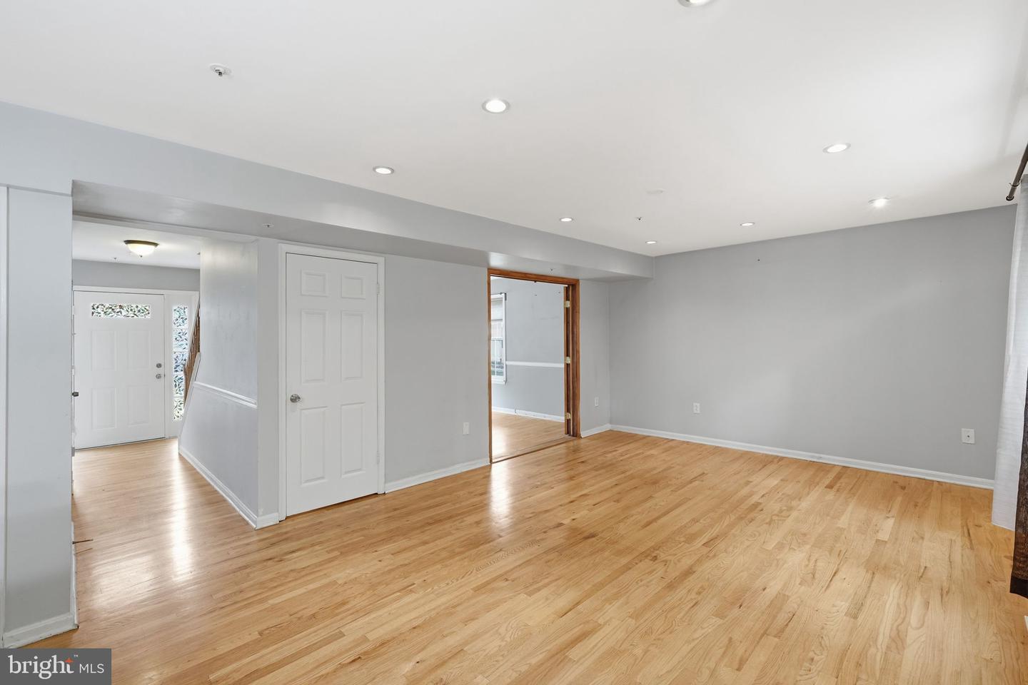 1922 Tall Timber Ct Property Photo 8