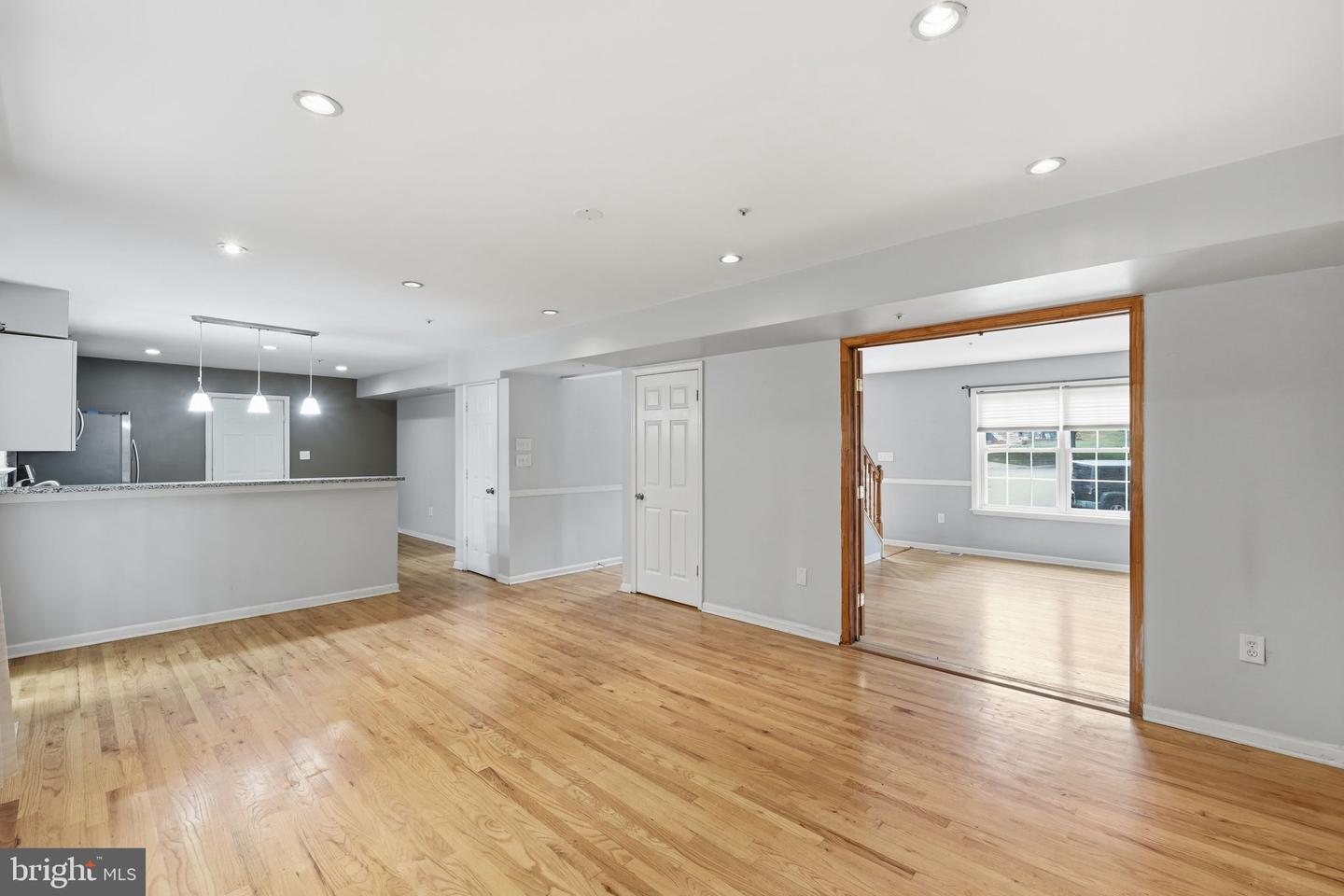1922 Tall Timber Ct Property Photo 9