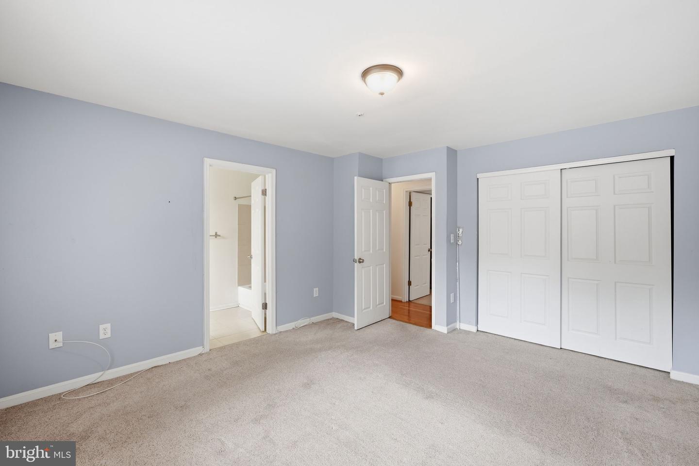 1922 Tall Timber Ct Property Photo 13