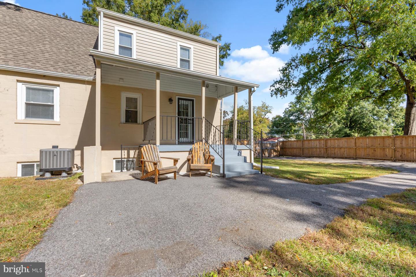 6903 Friendship Rd Property Photo 1