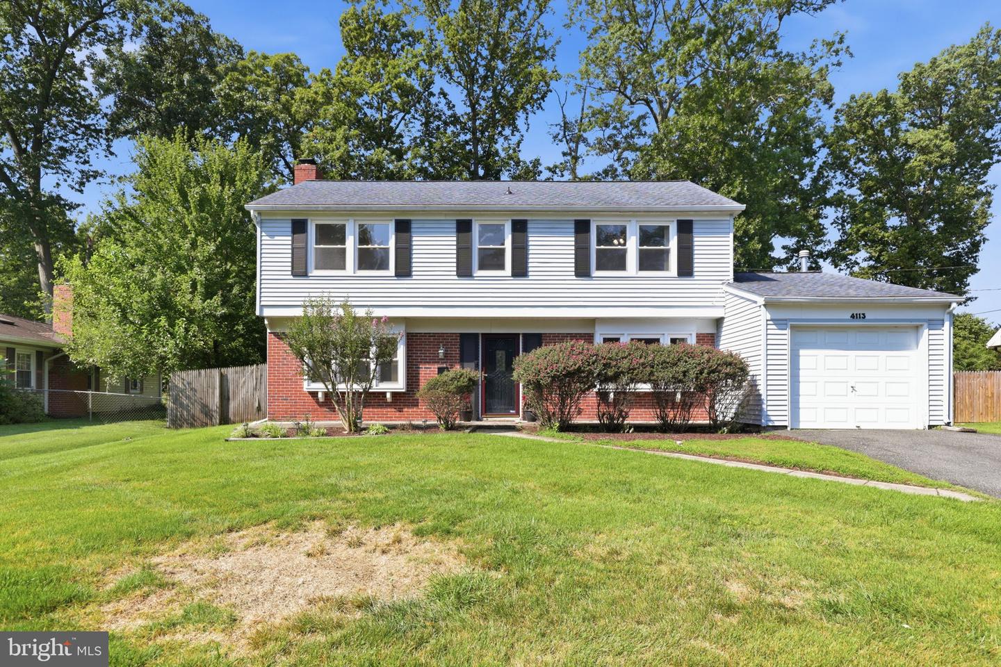 4113 WAKEFIELD LN