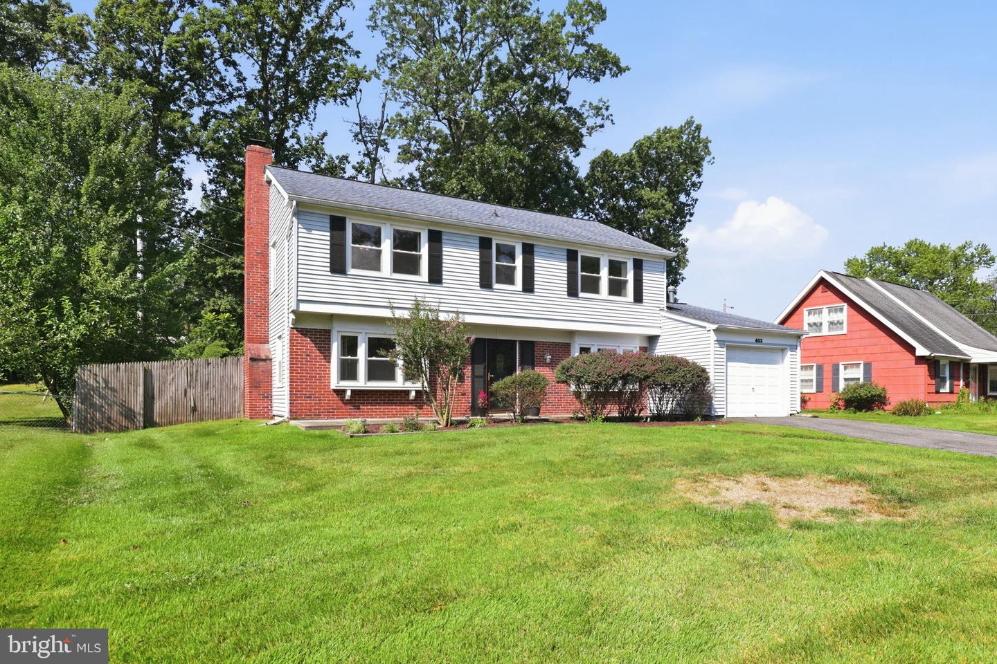 4113 Wakefield Ln Property Photo 2