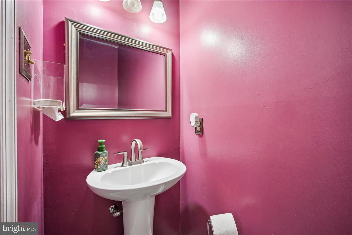 11417 Cosca Park Pl Property Photo 24
