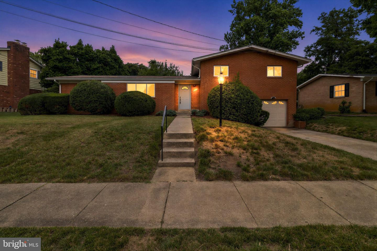 2200 ROSECROFT BLVD