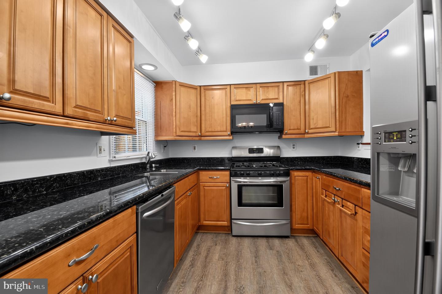 MDPG2212338 Property Photo 3