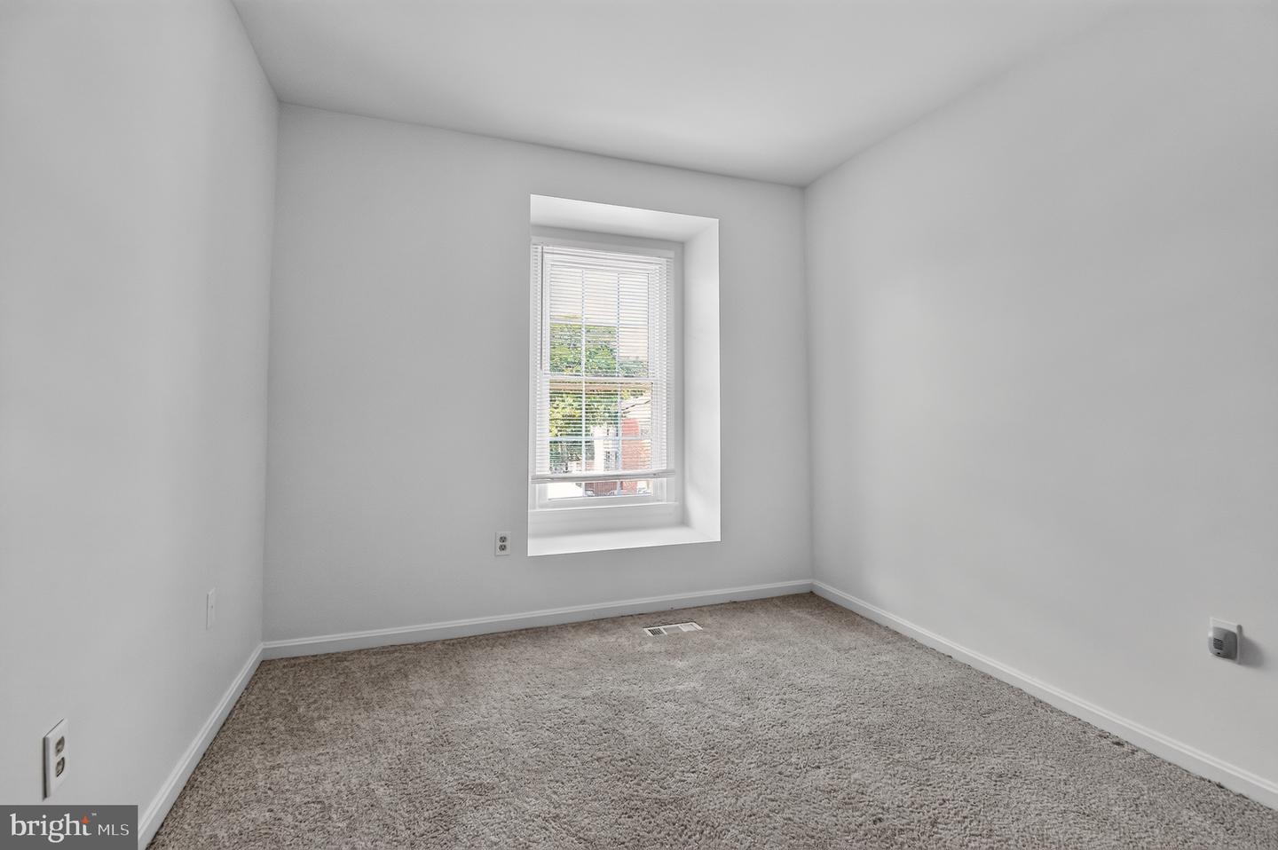 MDPG2212338 Property Photo 23