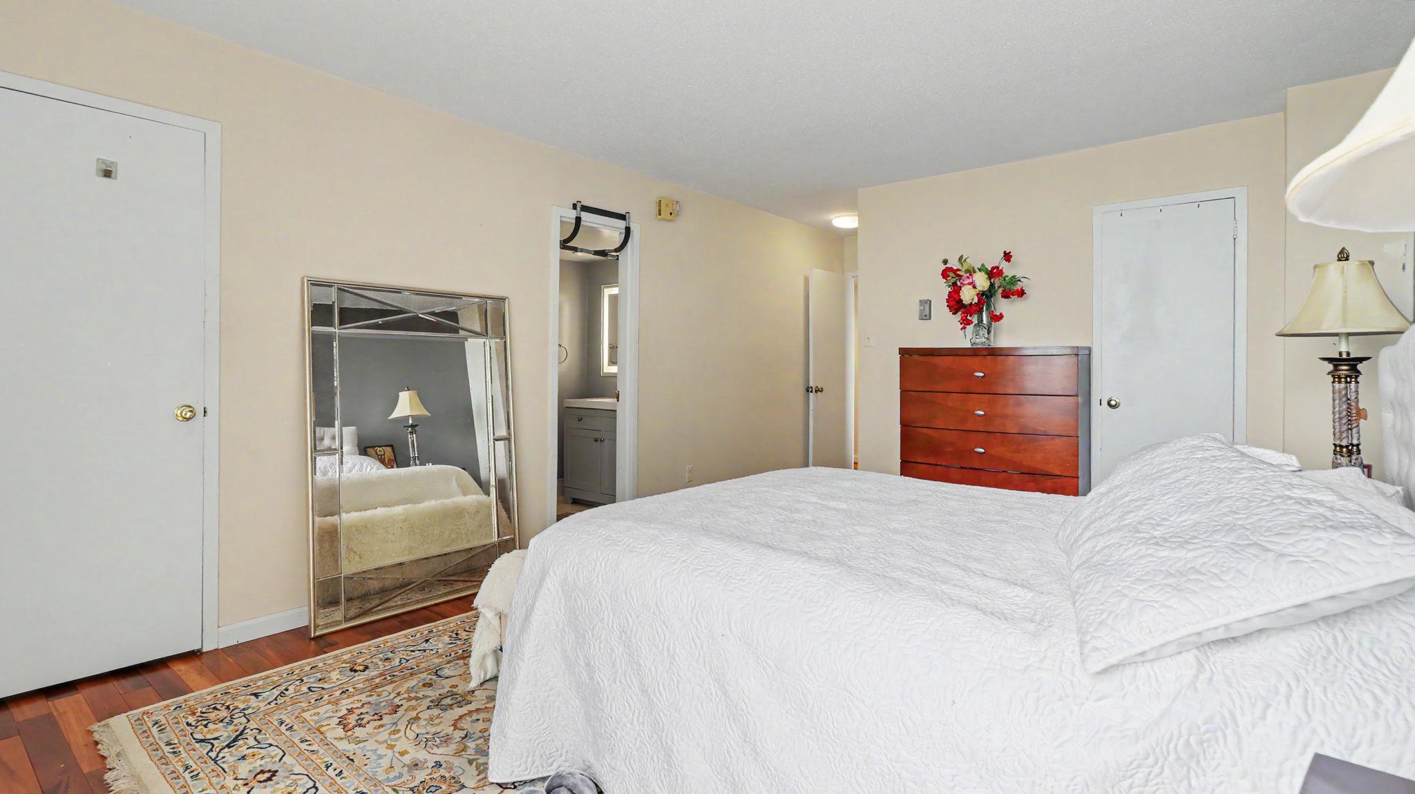 6100 Westchester Park Dr #1712 Property Photo 17