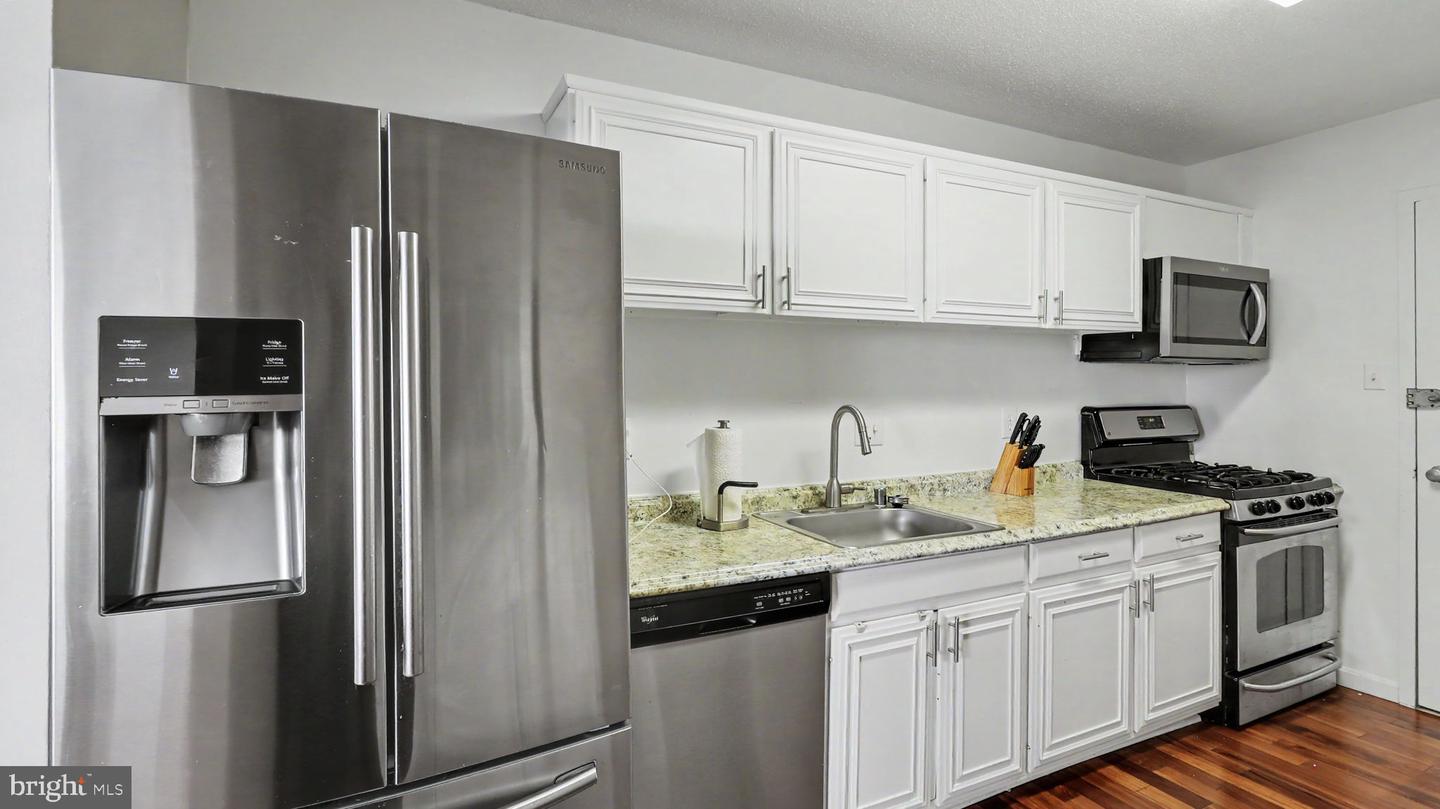 6100 Westchester Park Dr #1712 Property Photo 18