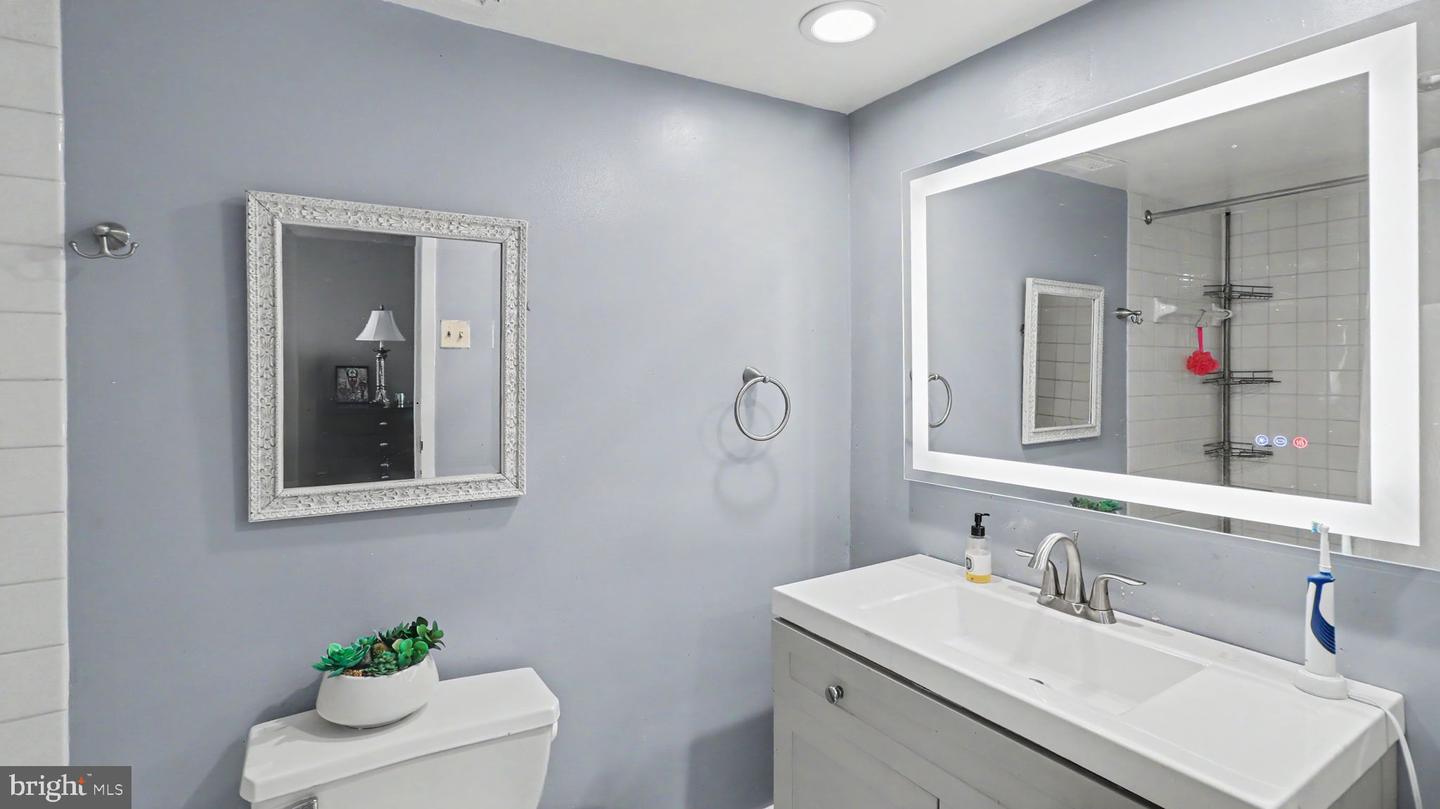 6100 Westchester Park Dr #1712 Property Photo 21