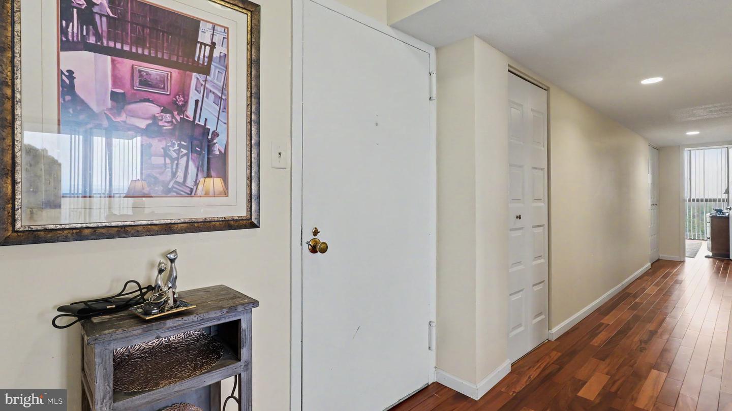 6100 Westchester Park Dr #1712 Property Photo 27